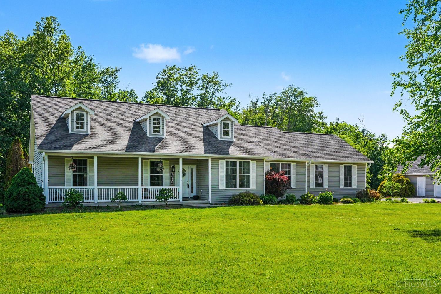 3920 Pine View