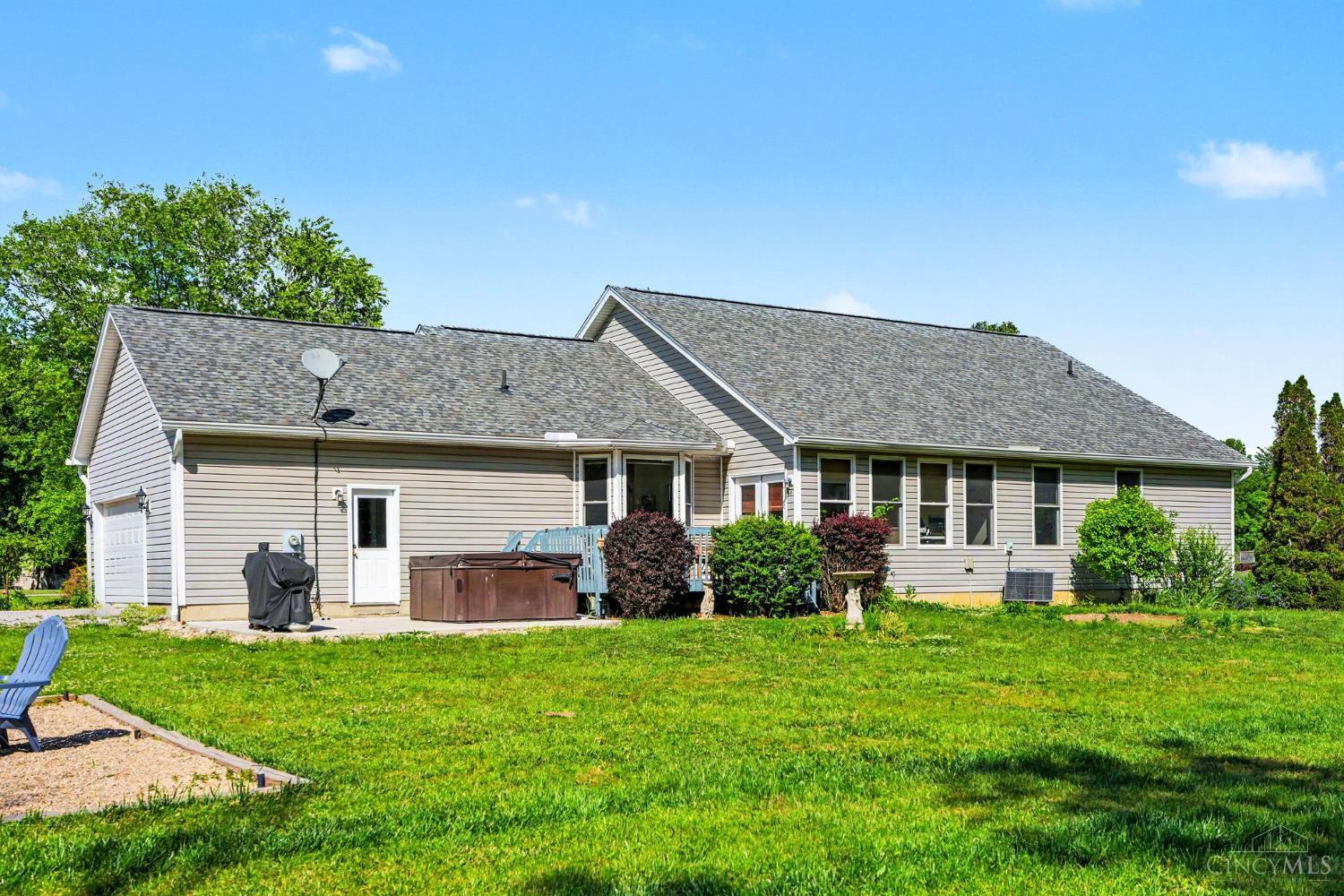3920 Pine View