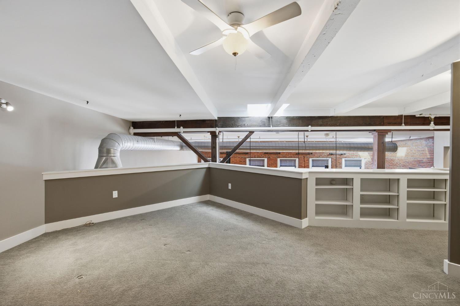 26 E Sixth Street 803