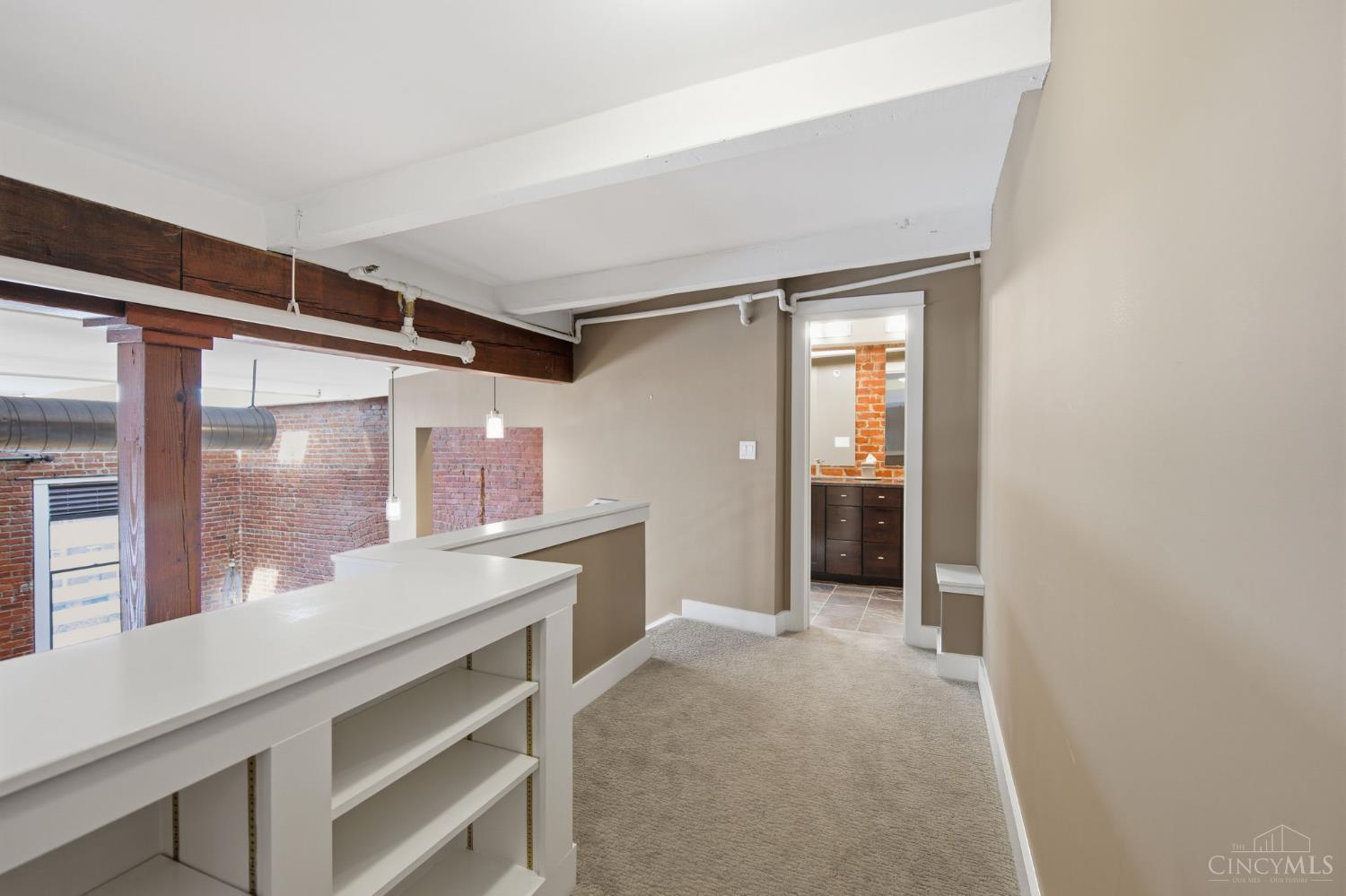 26 E Sixth Street 803