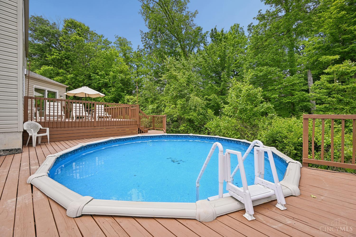 3 Meadowlane Drive