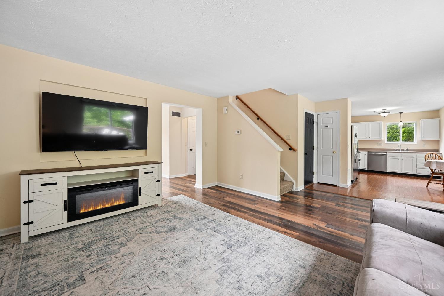 3 Meadowlane Drive