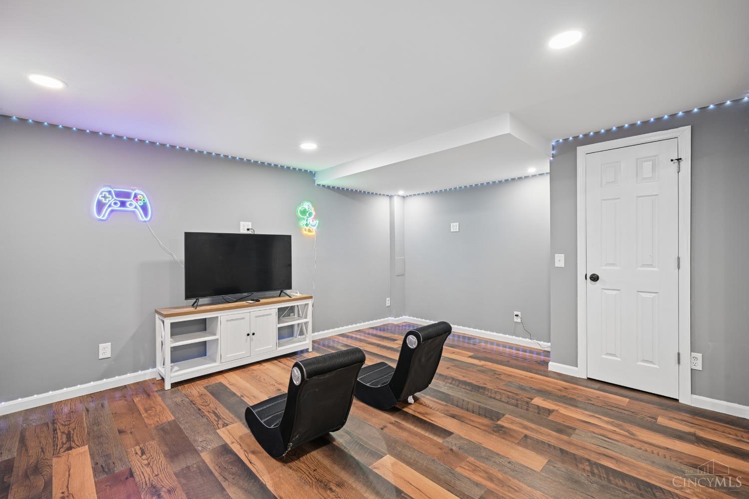 3 Meadowlane Drive