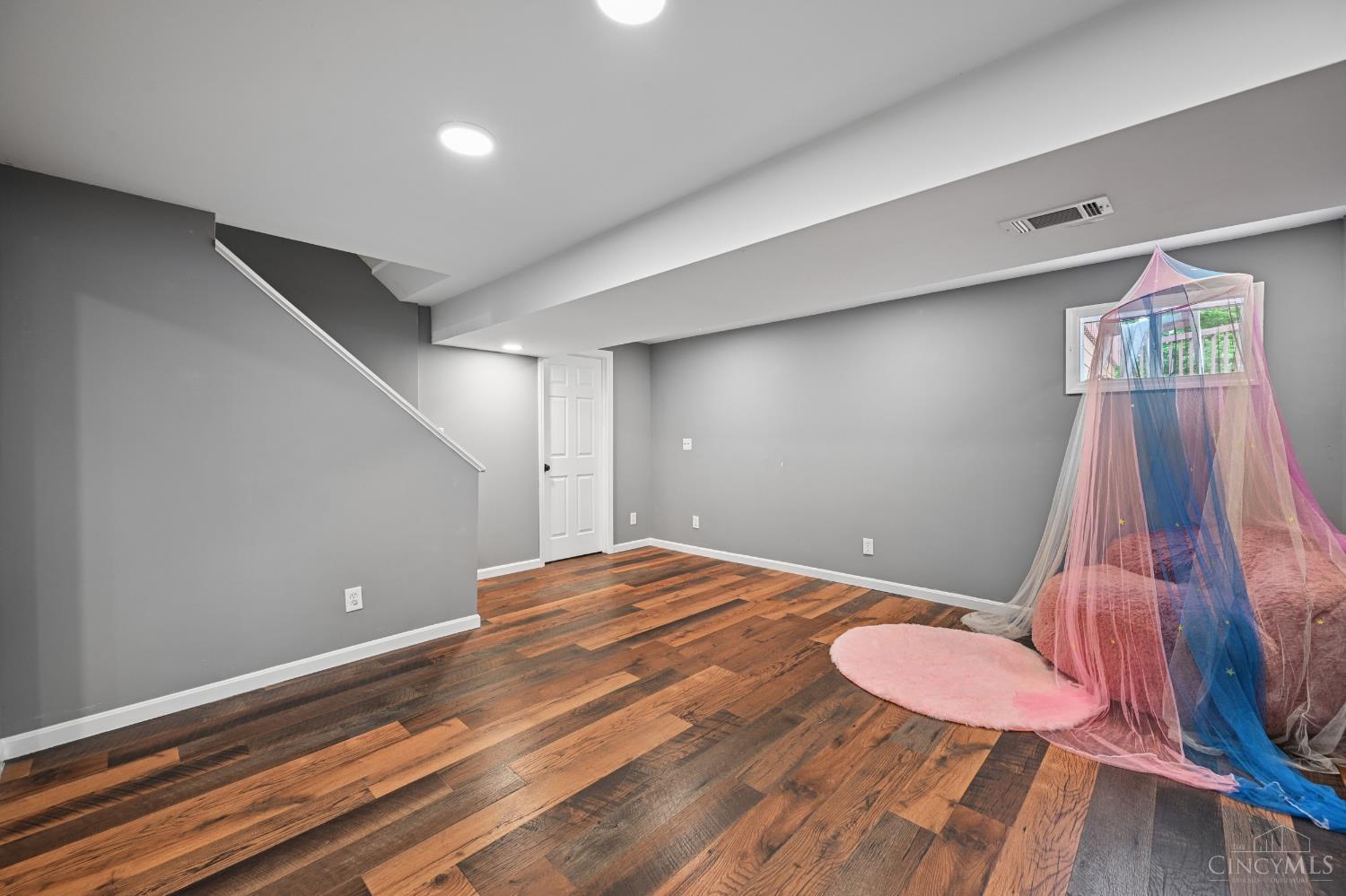 3 Meadowlane Drive