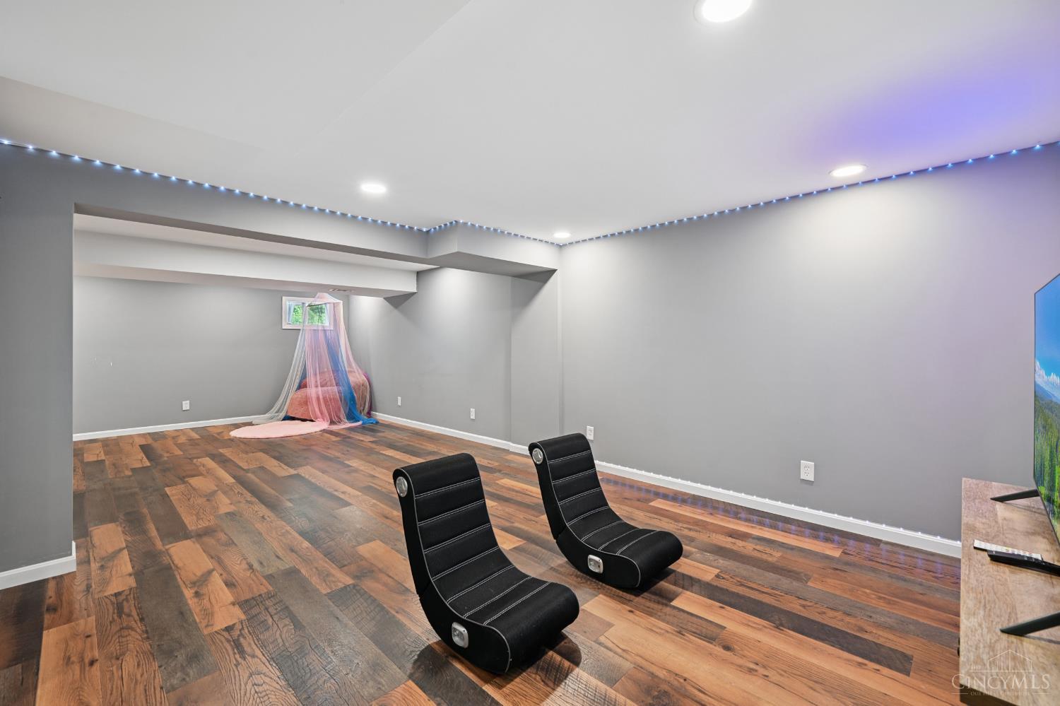 3 Meadowlane Drive