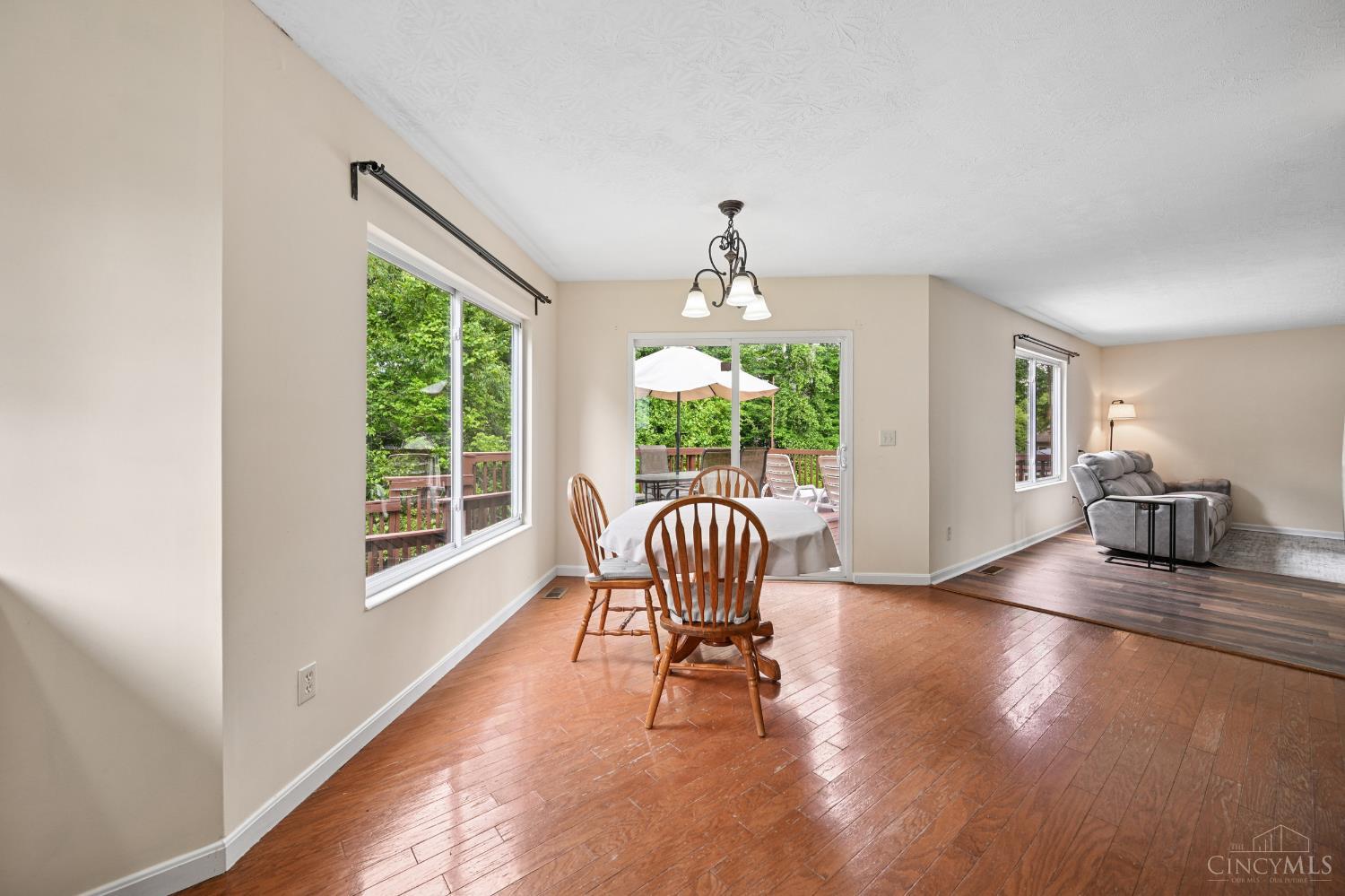 3 Meadowlane Drive