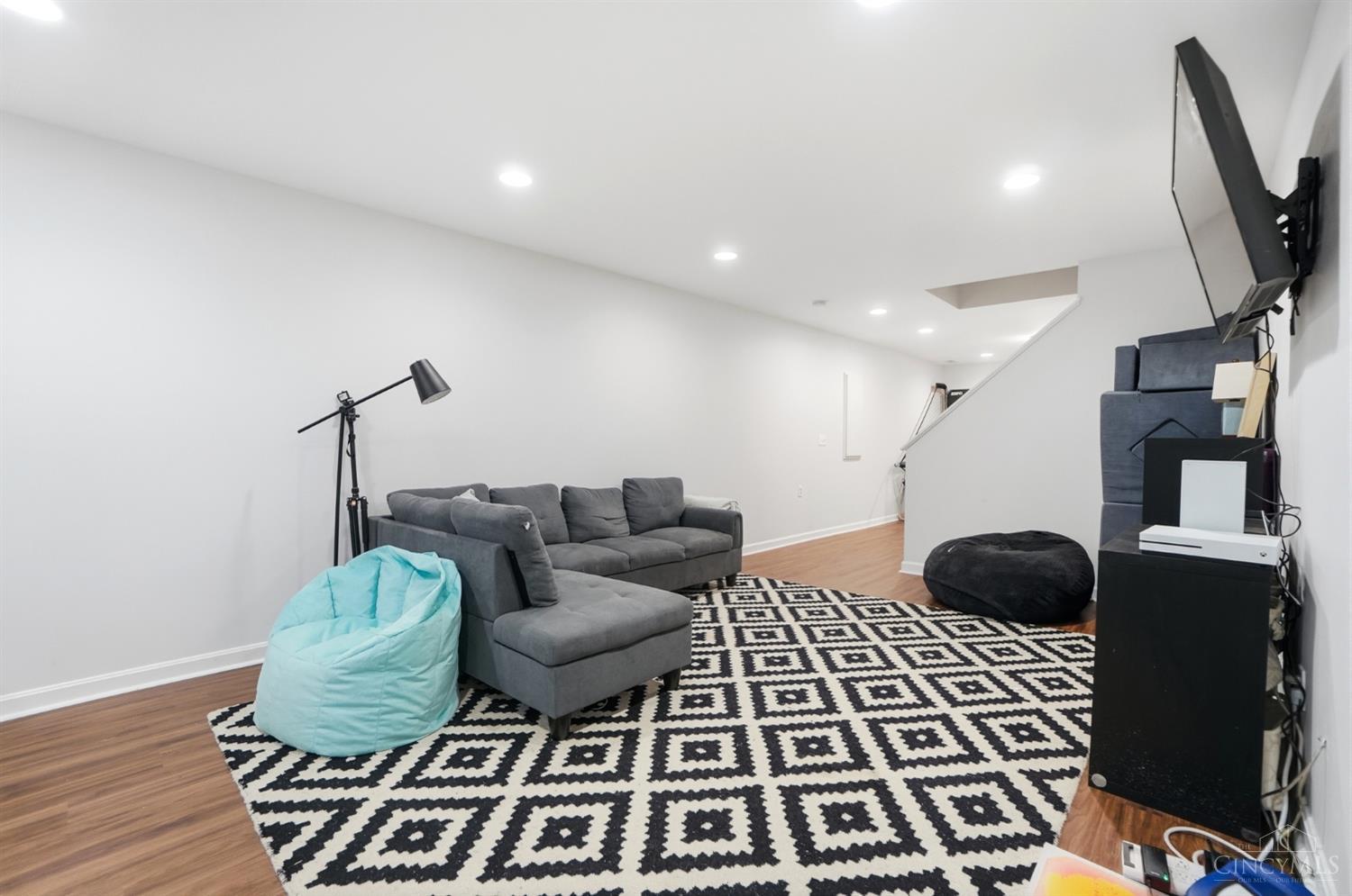 4318 Ashley Oaks Drive