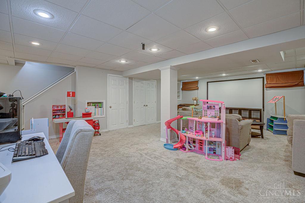 6820 Spring Arbor Drive