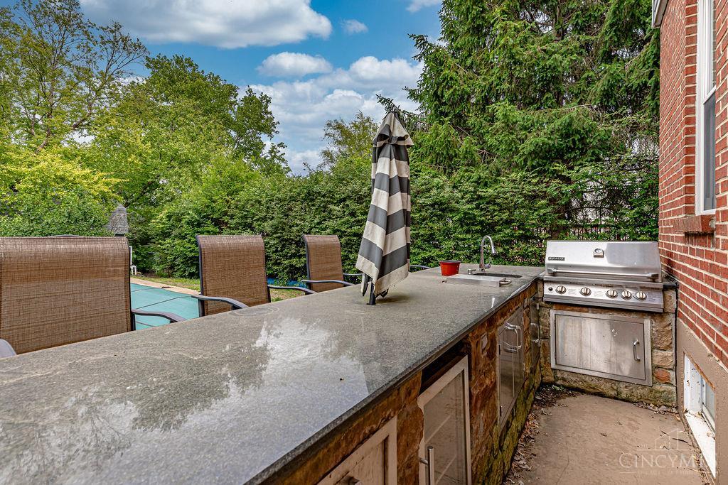 6820 Spring Arbor Drive