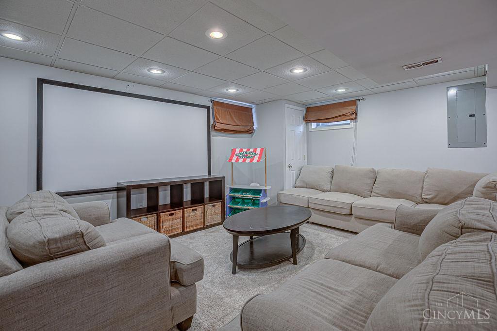 6820 Spring Arbor Drive
