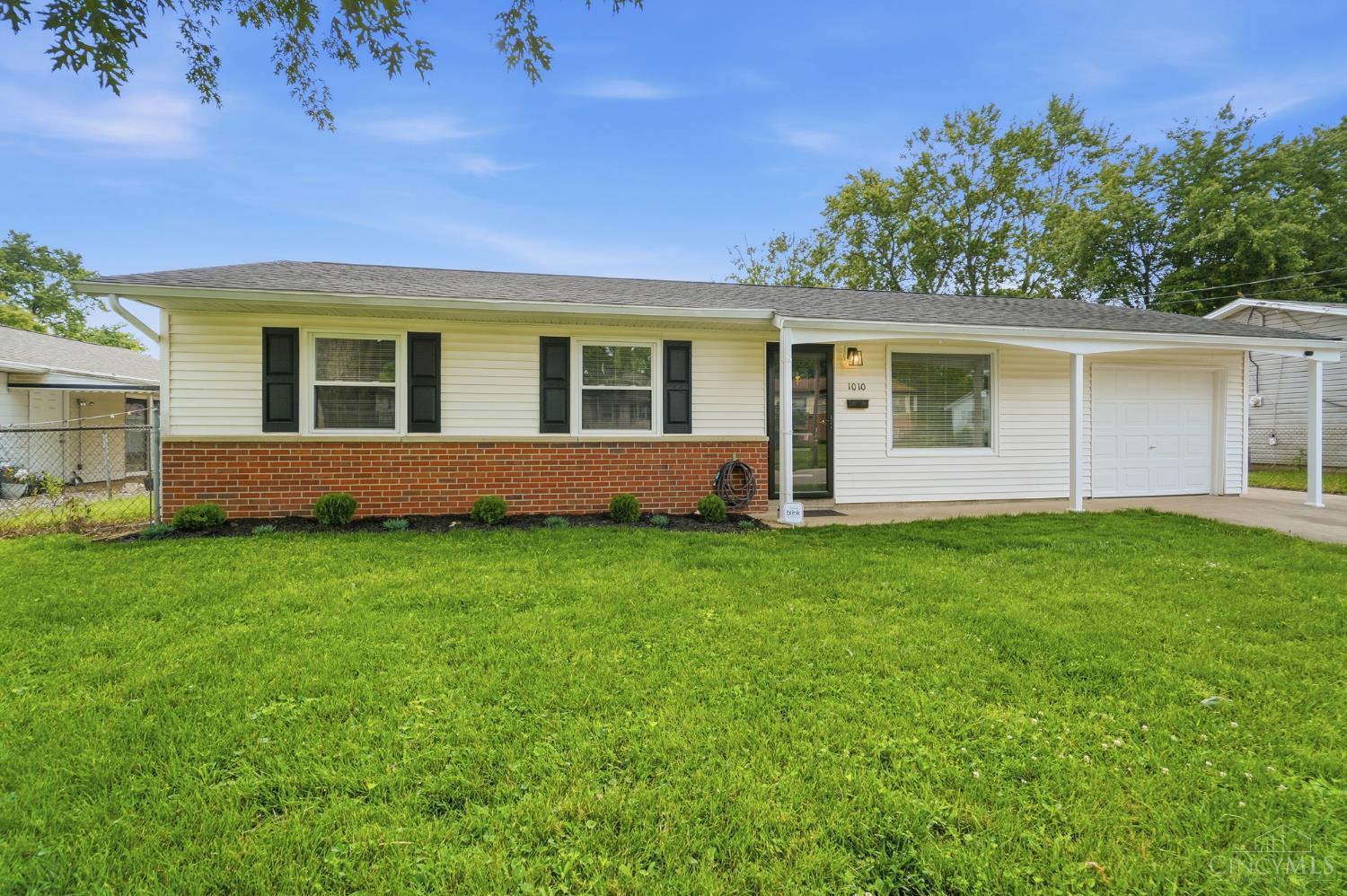 1010 Stratford Place