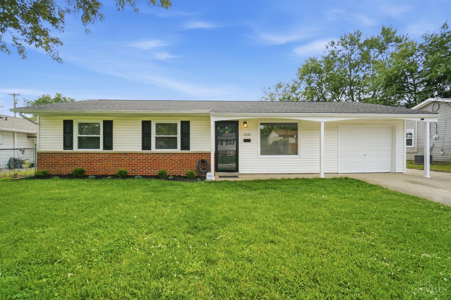 1010 Stratford Place