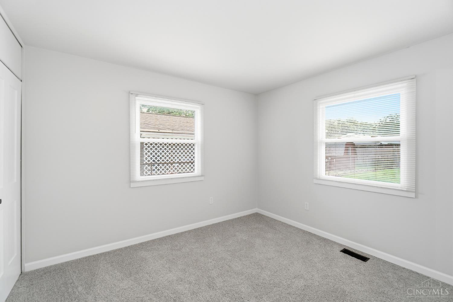 1010 Stratford Place