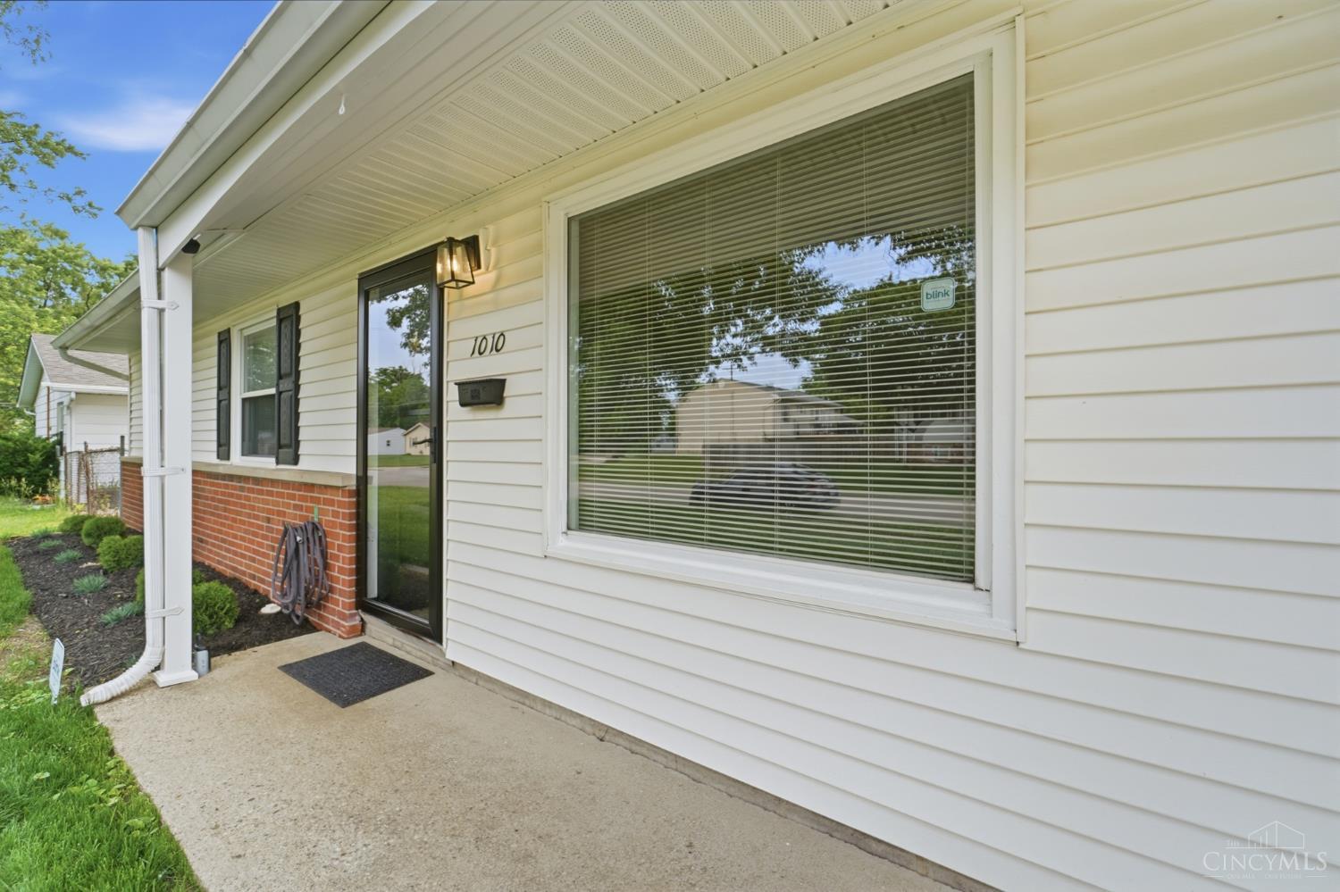 1010 Stratford Place