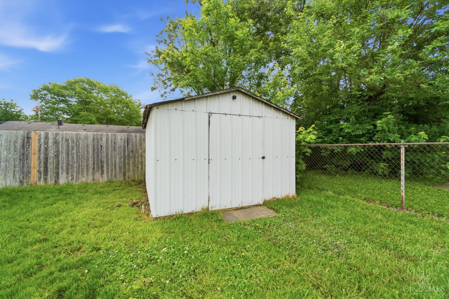 1010 Stratford Place