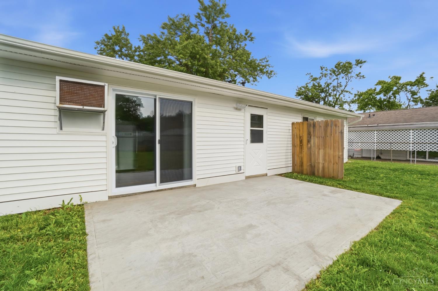 1010 Stratford Place