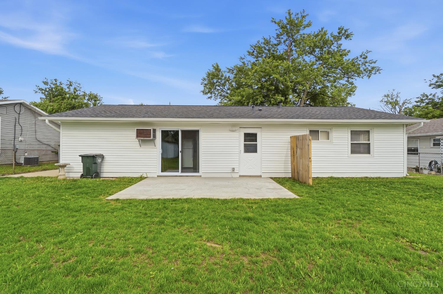 1010 Stratford Place