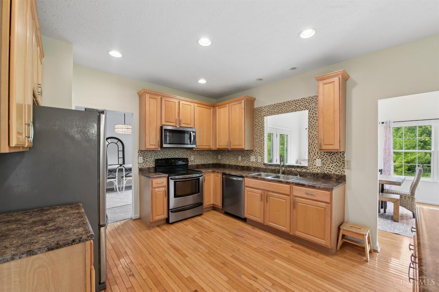 4869 Kleeman Green Drive