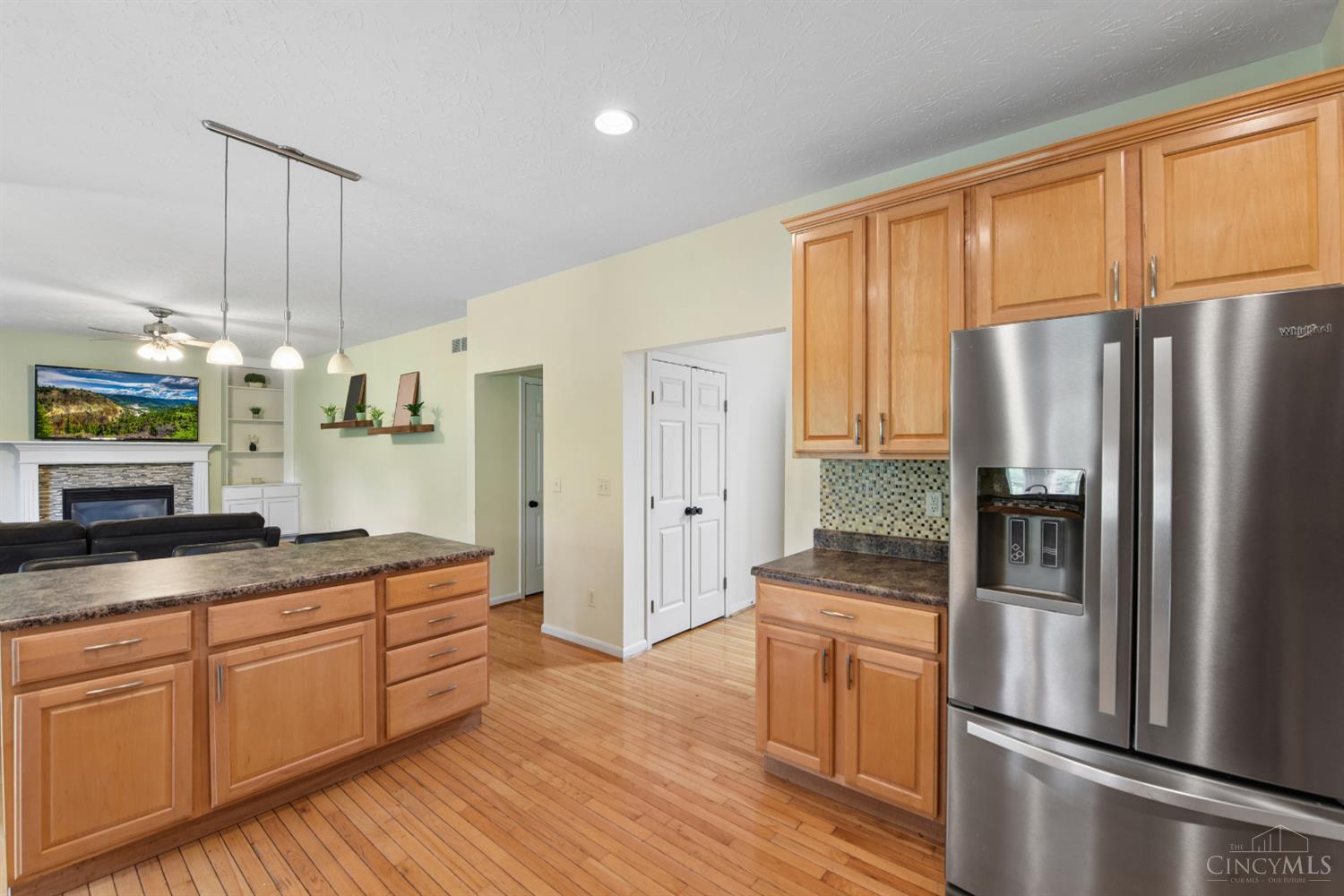 4869 Kleeman Green Drive
