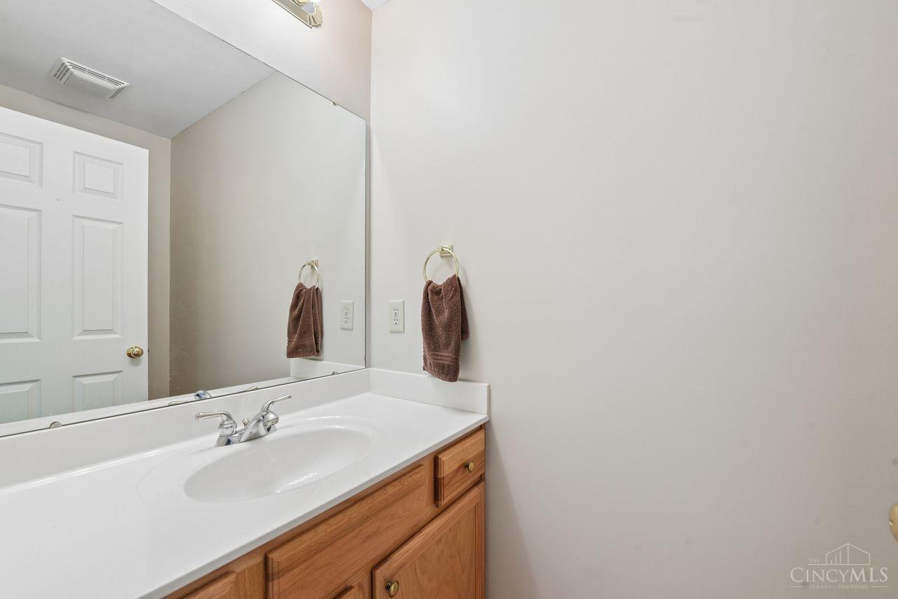 7036 Scarlet Oak Court