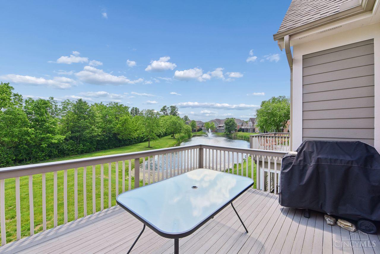 7036 Scarlet Oak Court