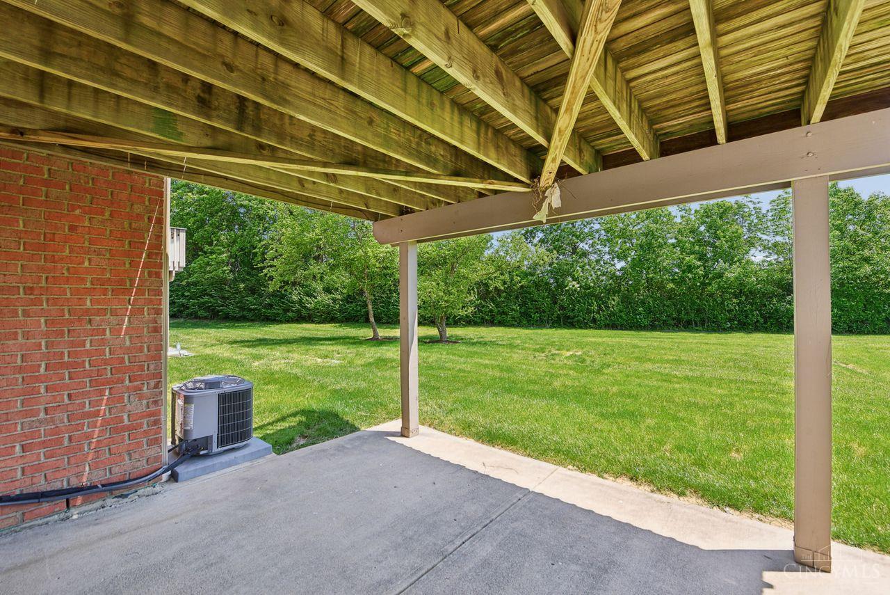 7036 Scarlet Oak Court