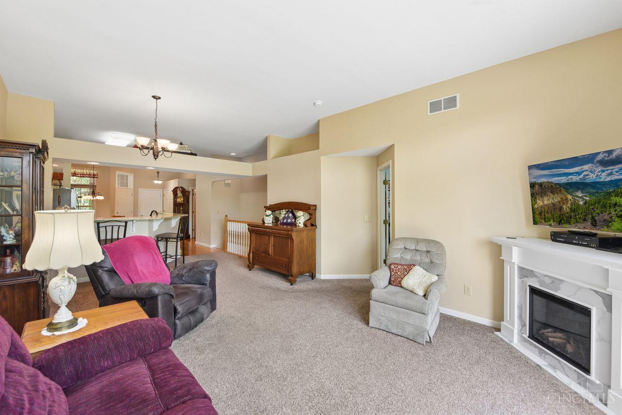 7036 Scarlet Oak Court