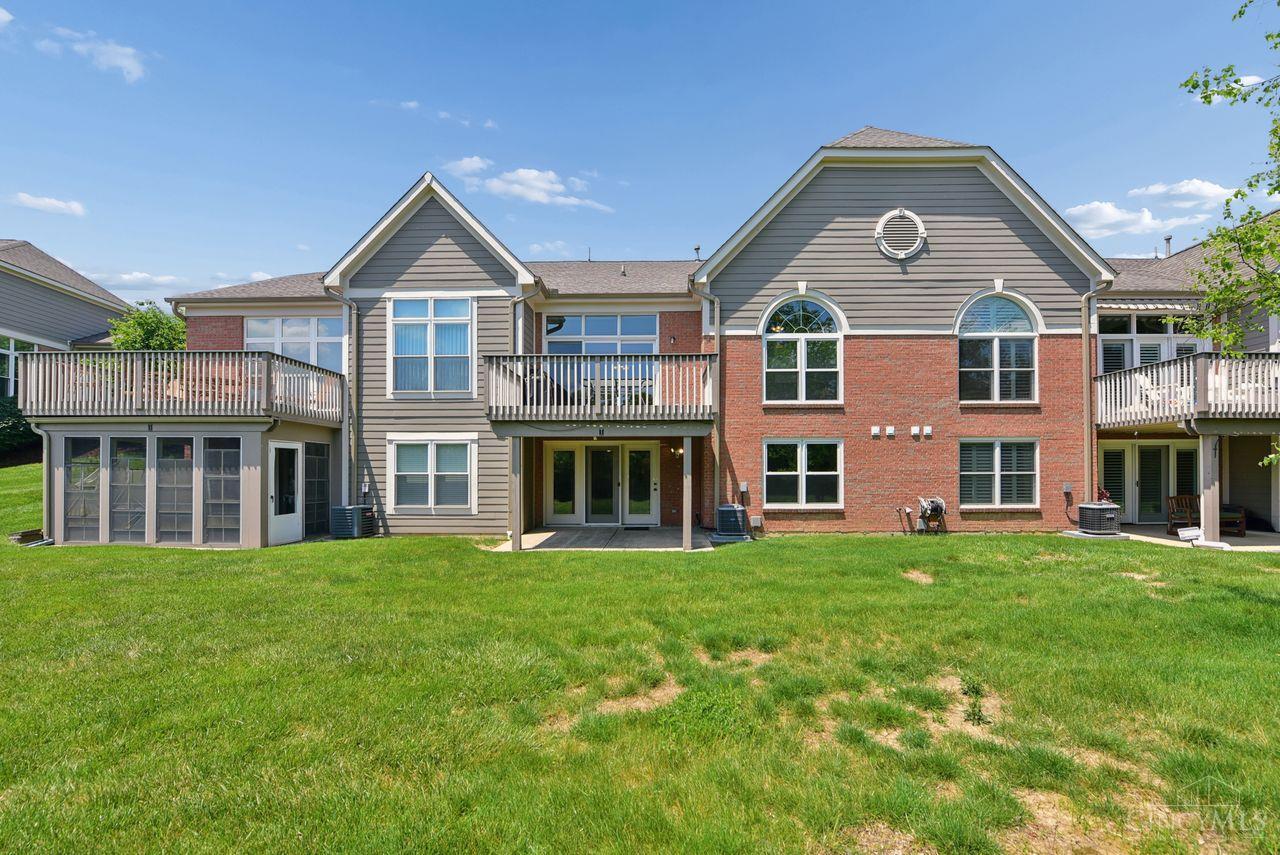7036 Scarlet Oak Court