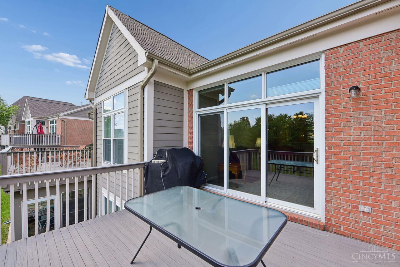 7036 Scarlet Oak Court