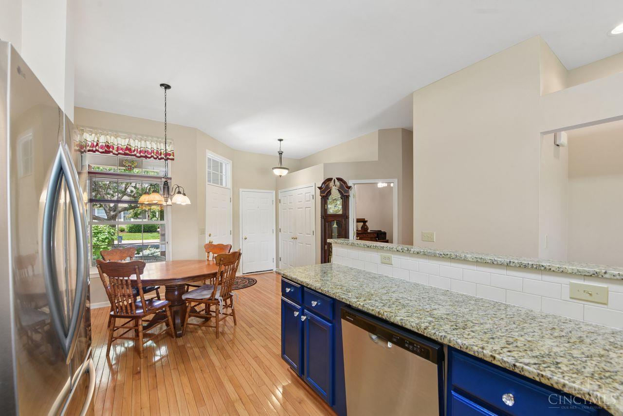7036 Scarlet Oak Court