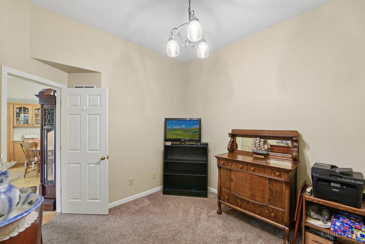 7036 Scarlet Oak Court