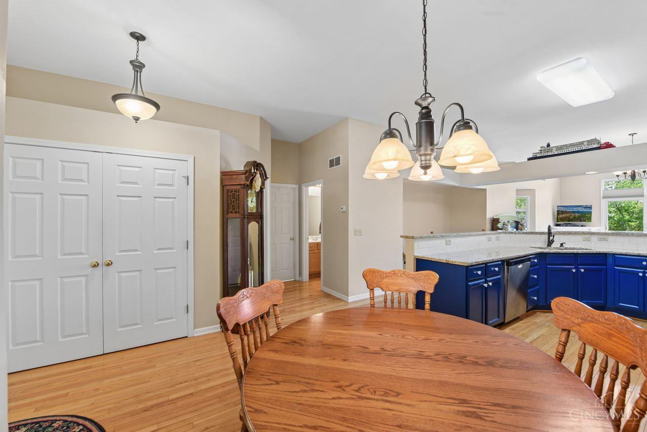 7036 Scarlet Oak Court