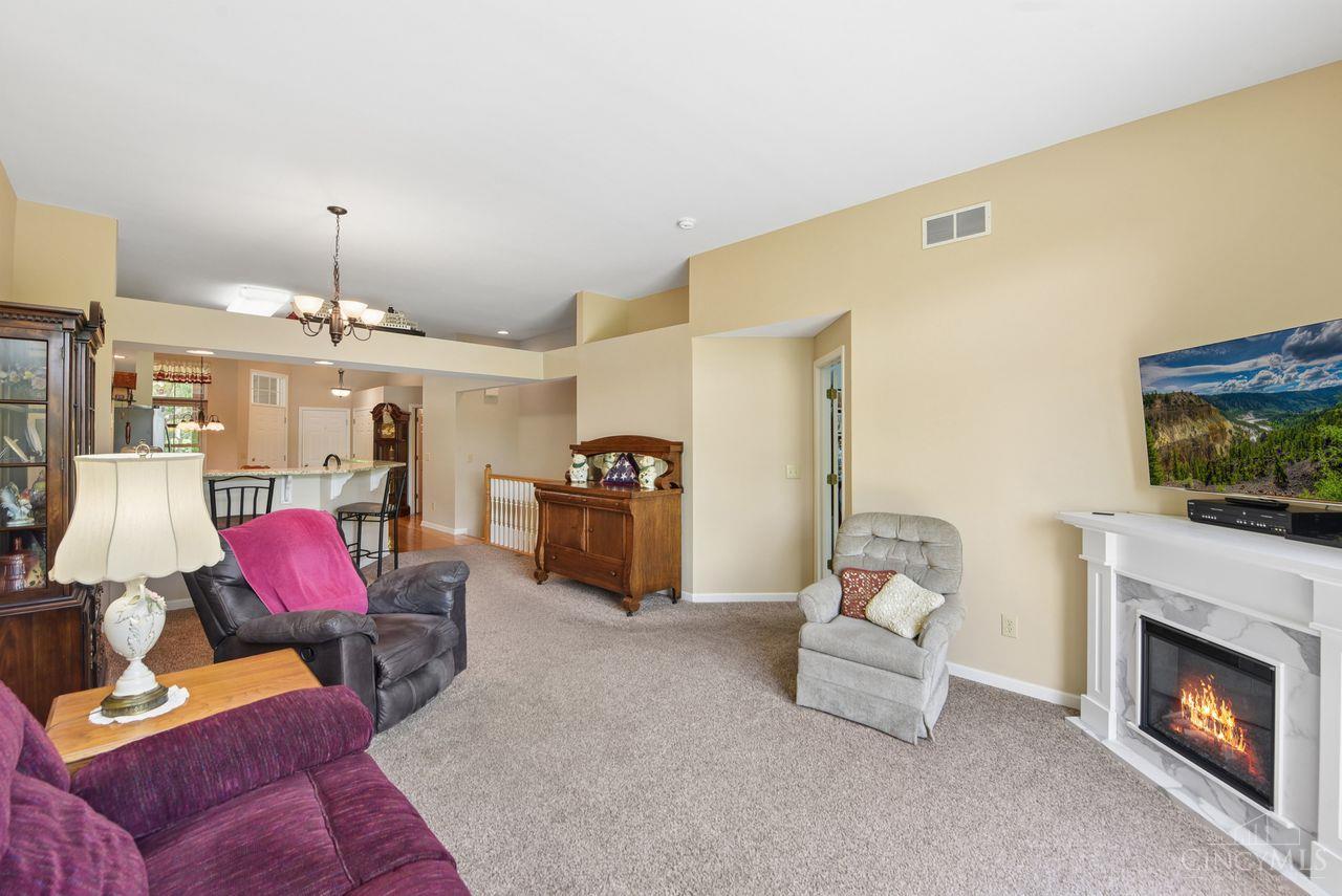 7036 Scarlet Oak Court