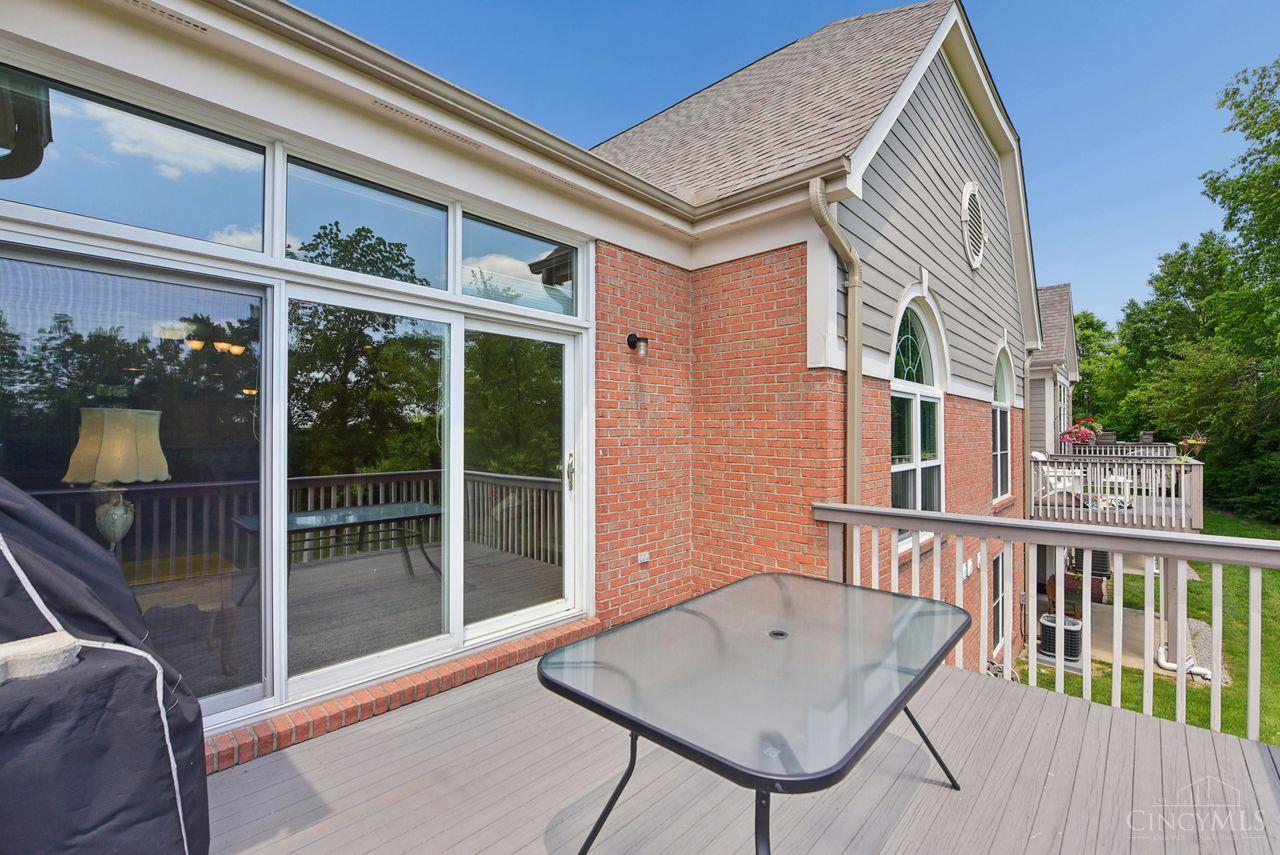 7036 Scarlet Oak Court