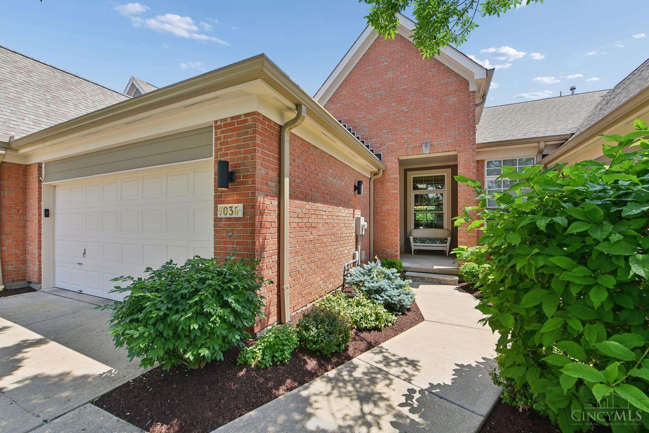 7036 Scarlet Oak Court