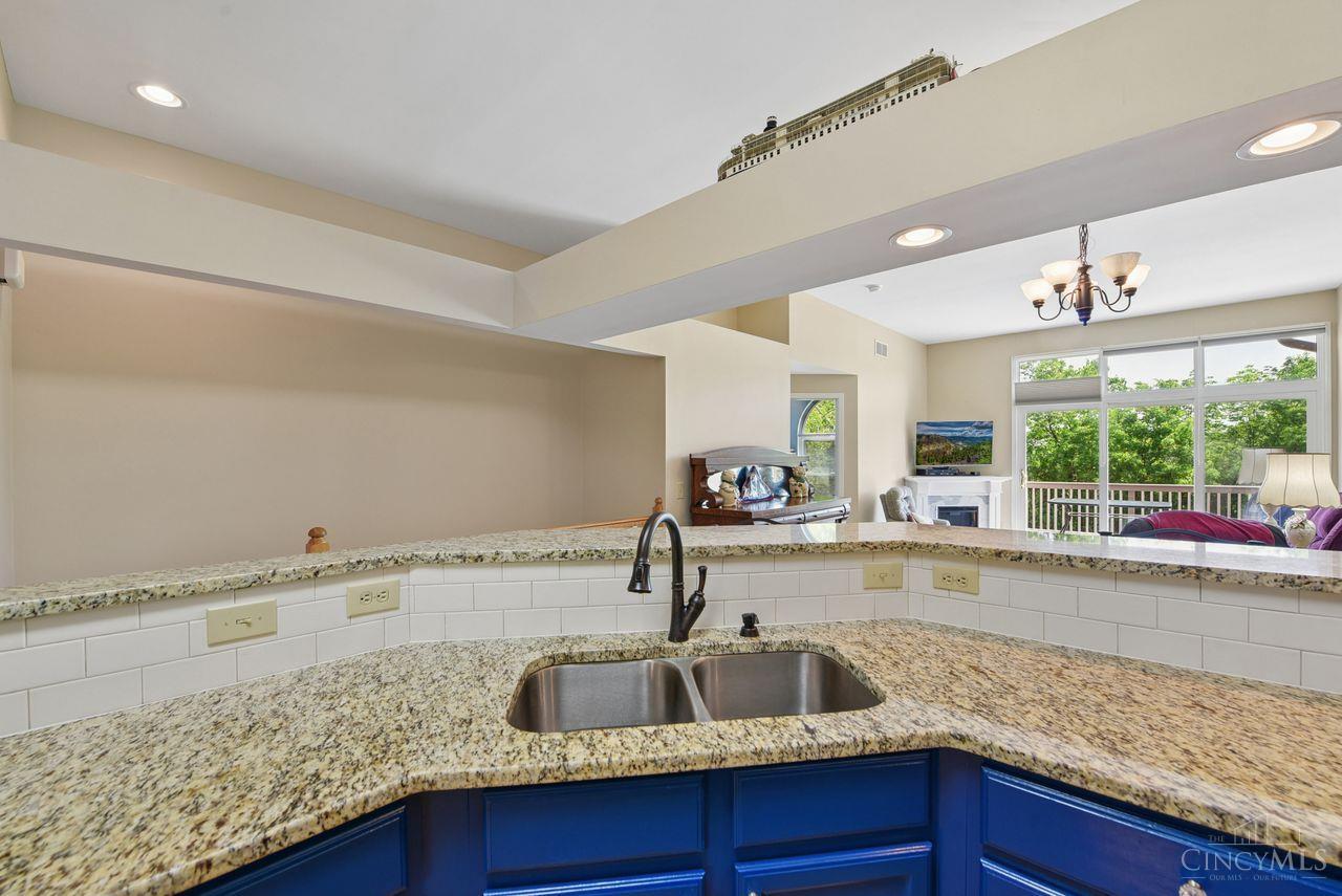 7036 Scarlet Oak Court
