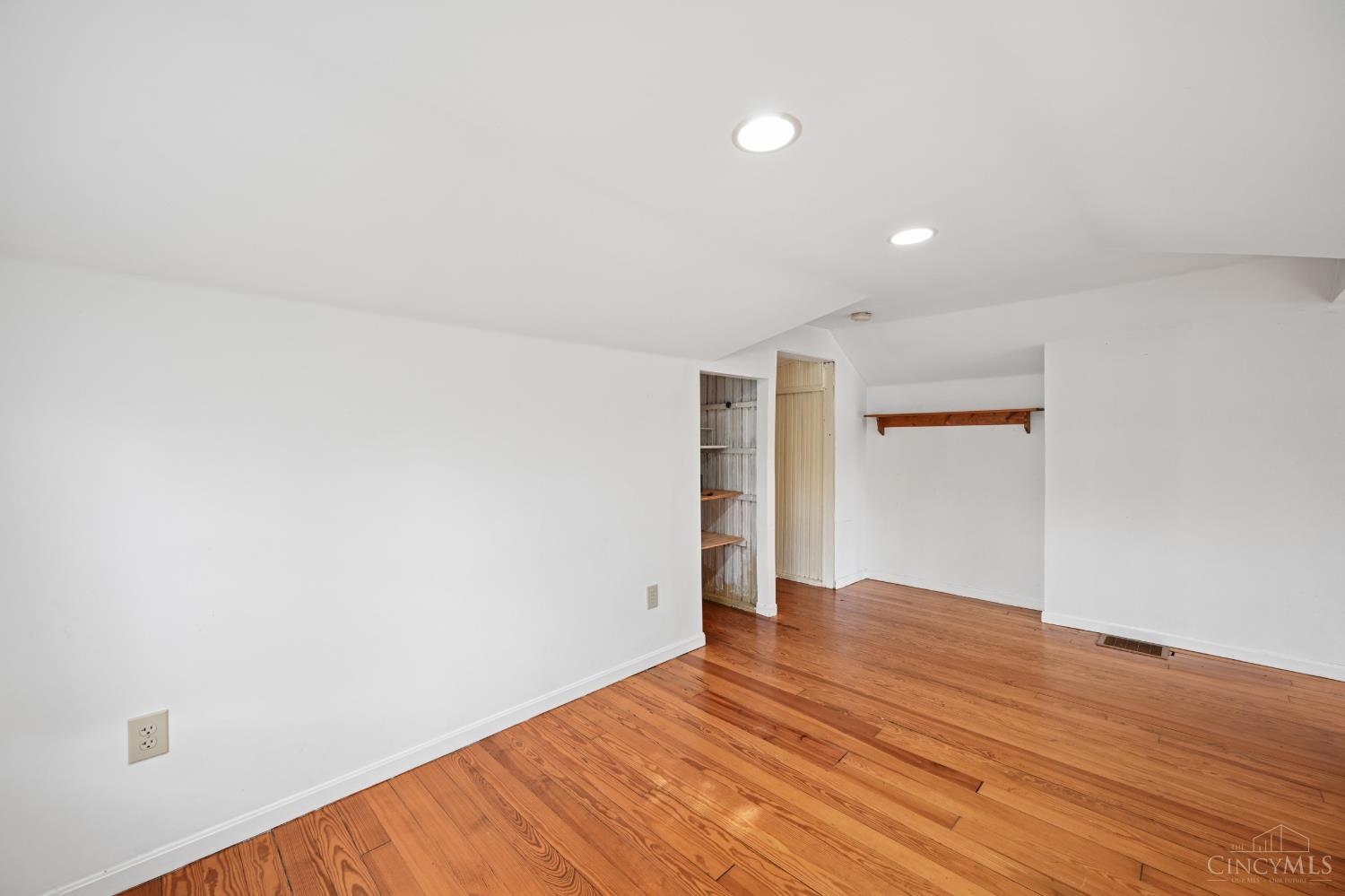 4281 Boomer Road