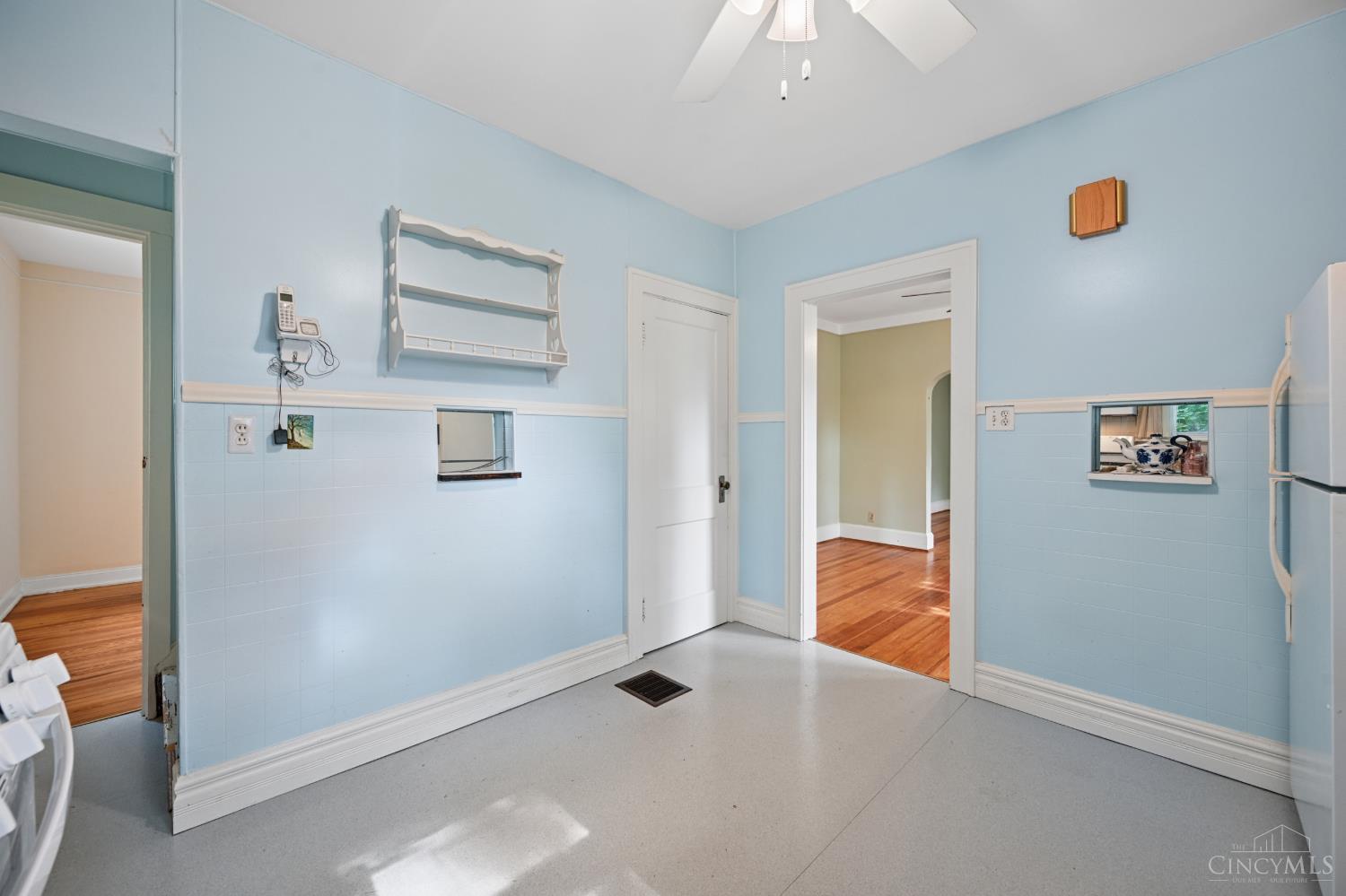 4281 Boomer Road