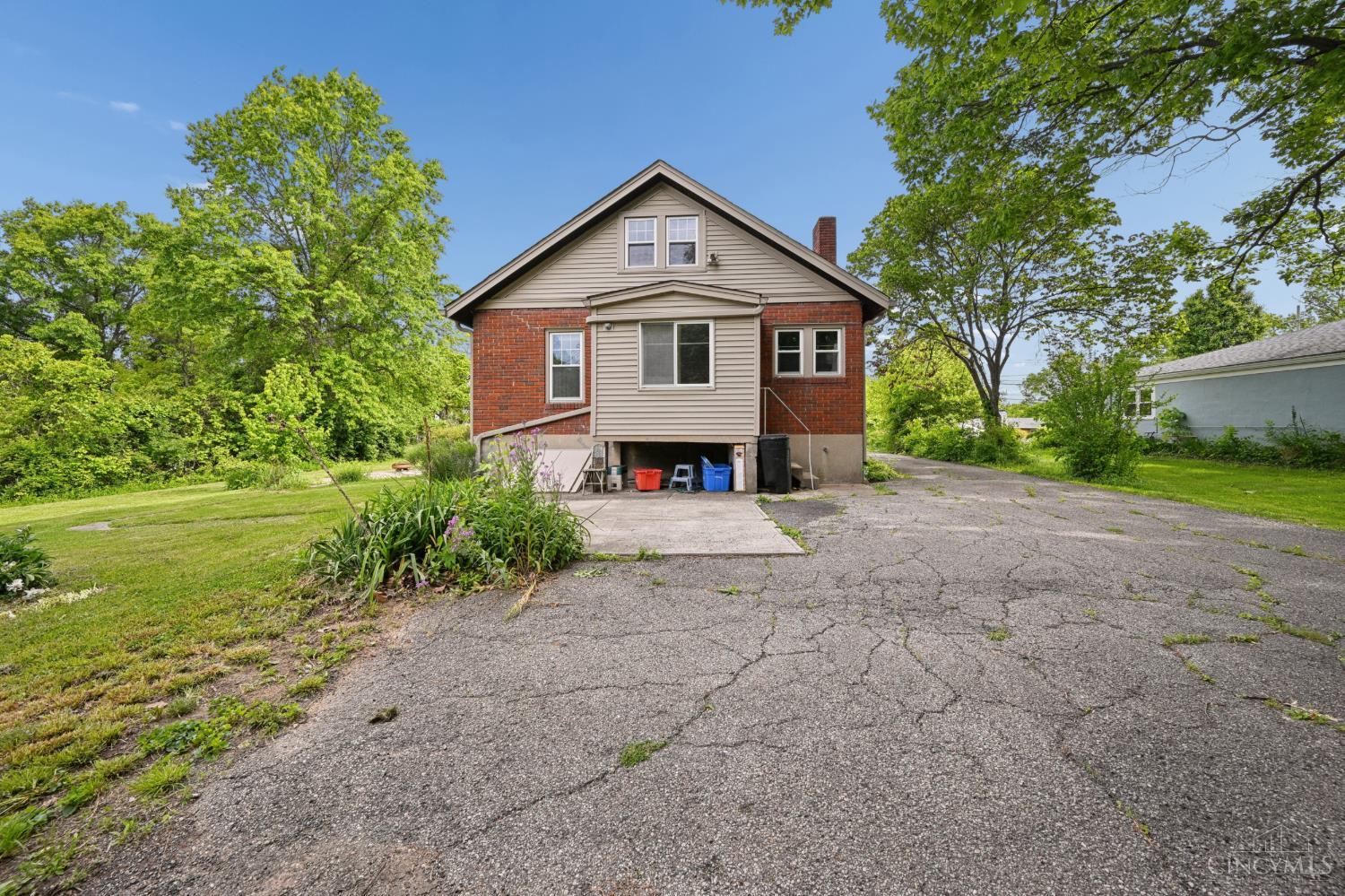4281 Boomer Road