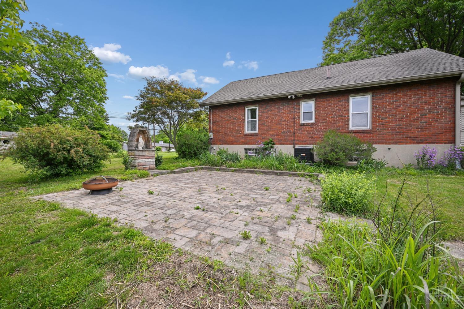 4281 Boomer Road