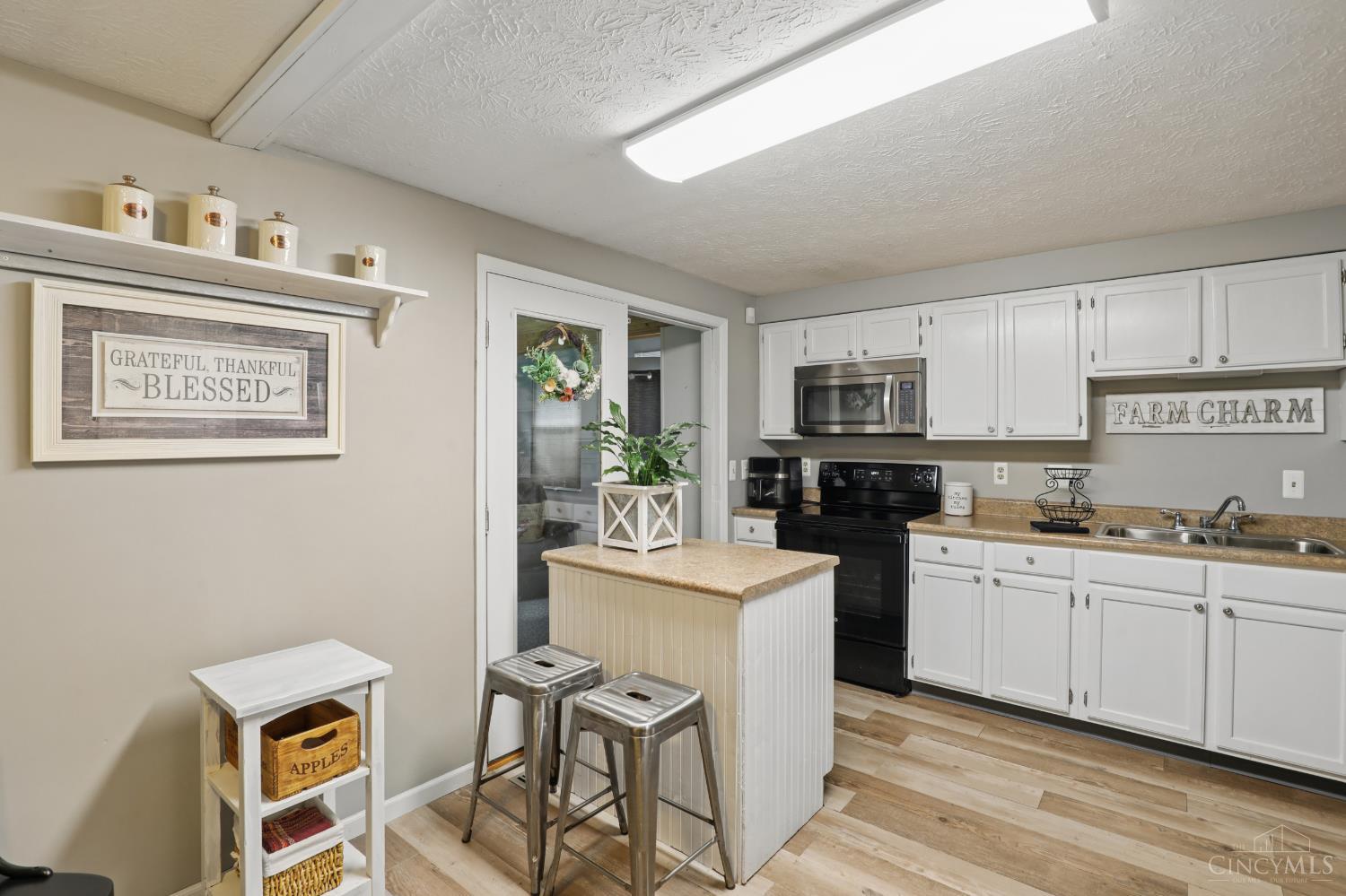 220 Assisiview Court