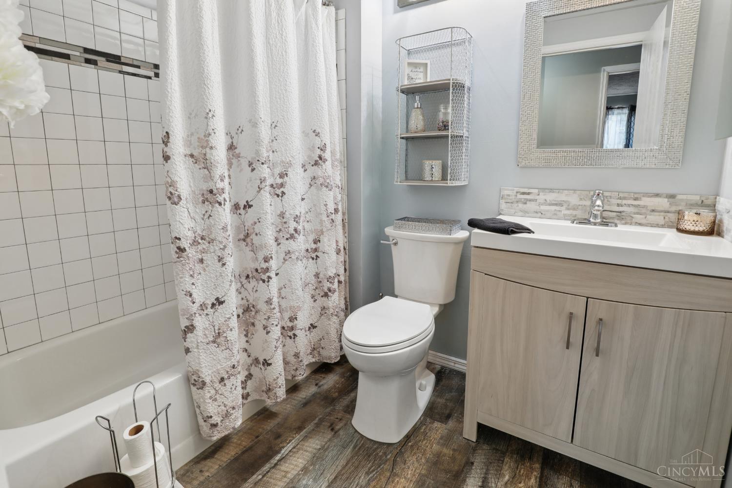 220 Assisiview Court