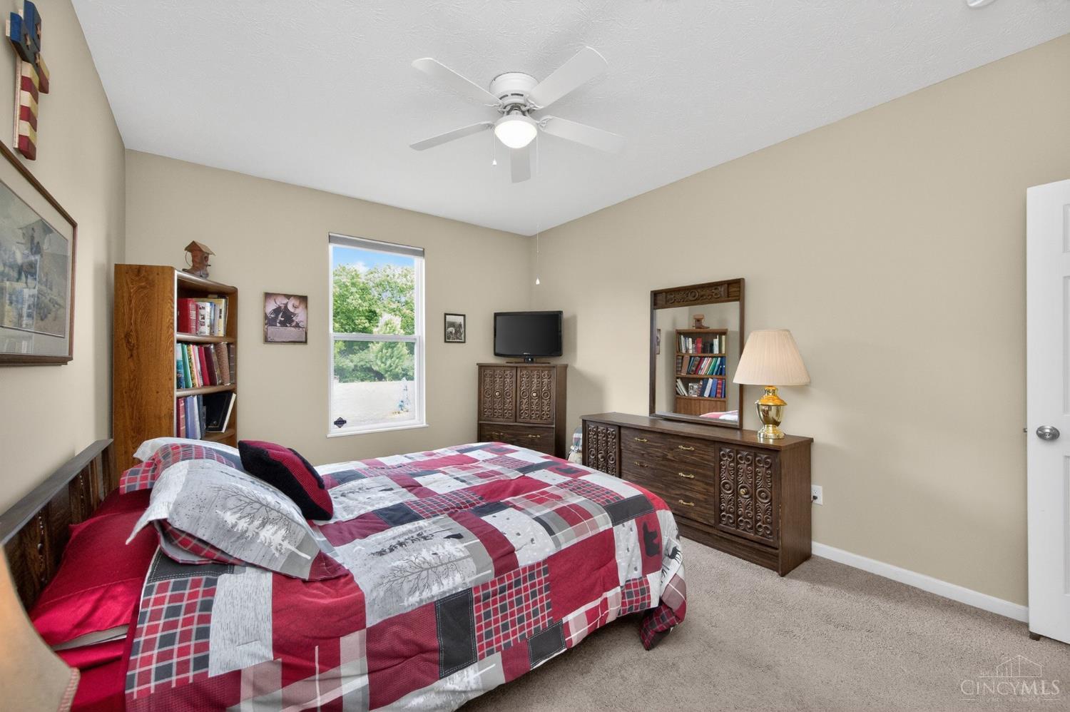 249 Oxon Pass