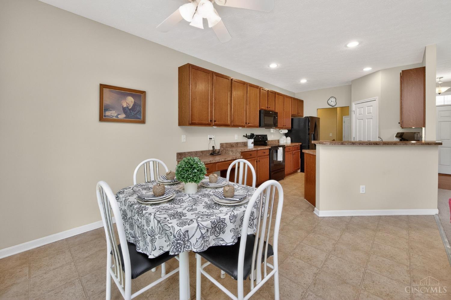 249 Oxon Pass