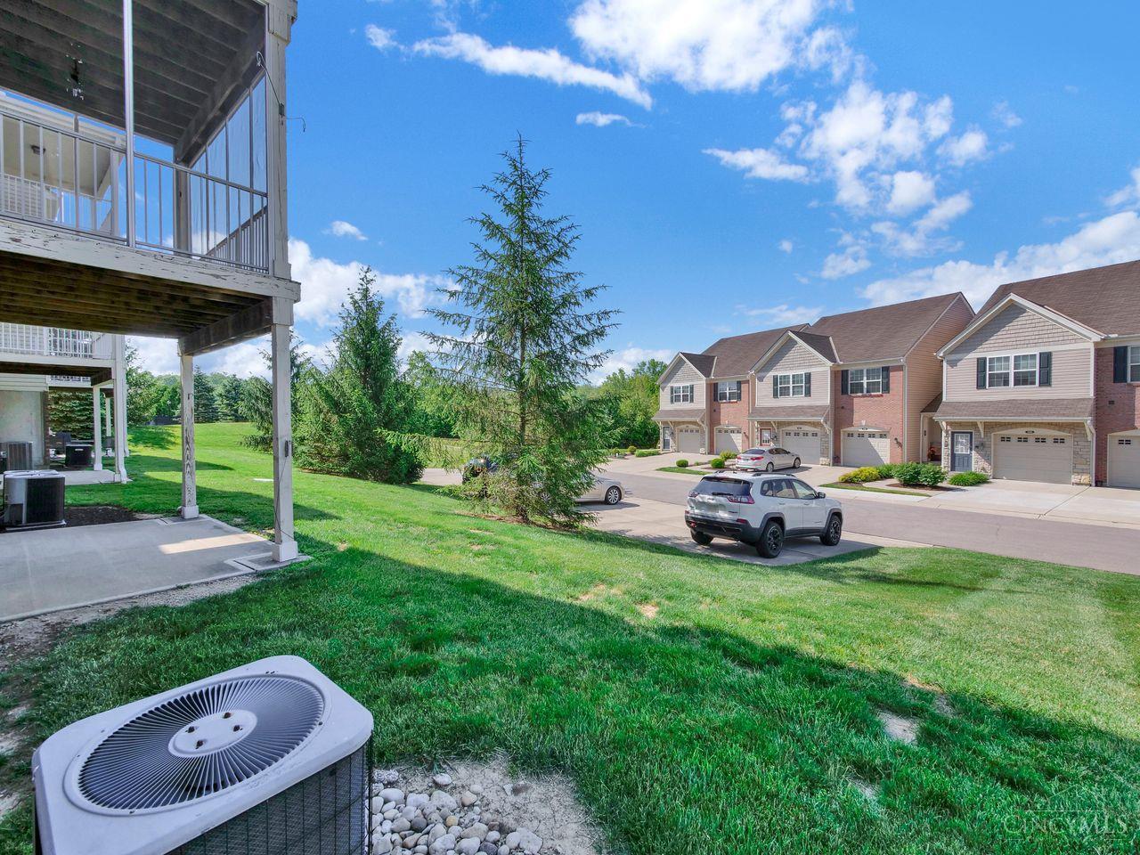 955 Crossing Pointe 8E