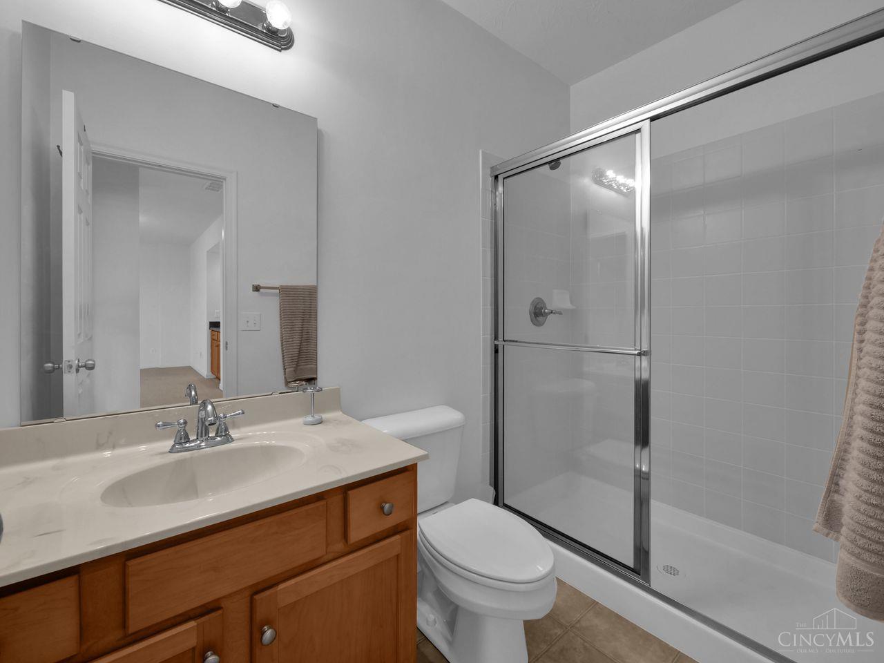 955 Crossing Pointe 8E