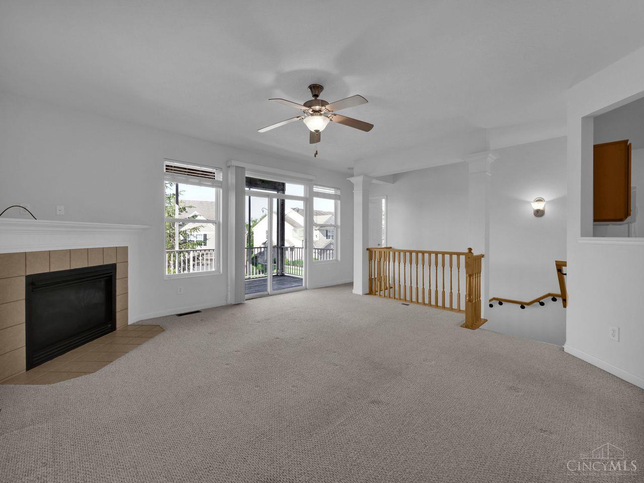 955 Crossing Pointe 8E
