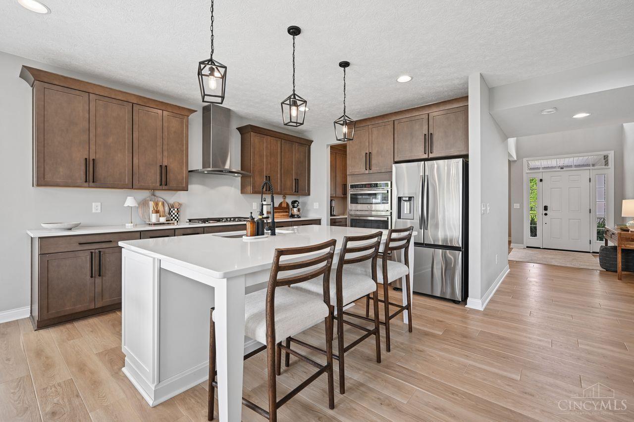 4929 Shadow Hawk Drive