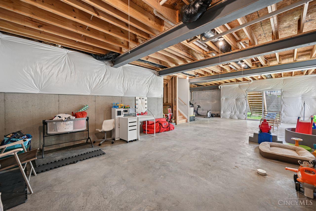 4929 Shadow Hawk Drive