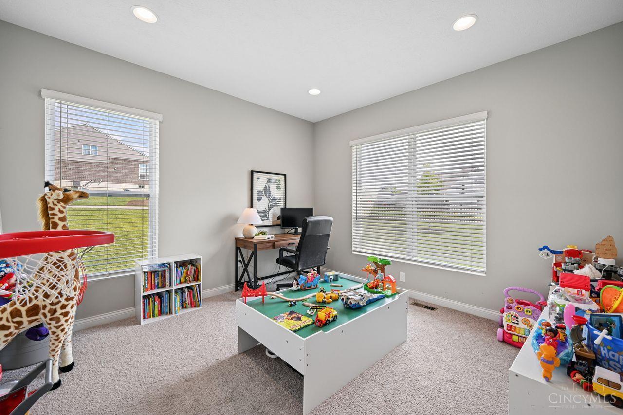 4929 Shadow Hawk Drive